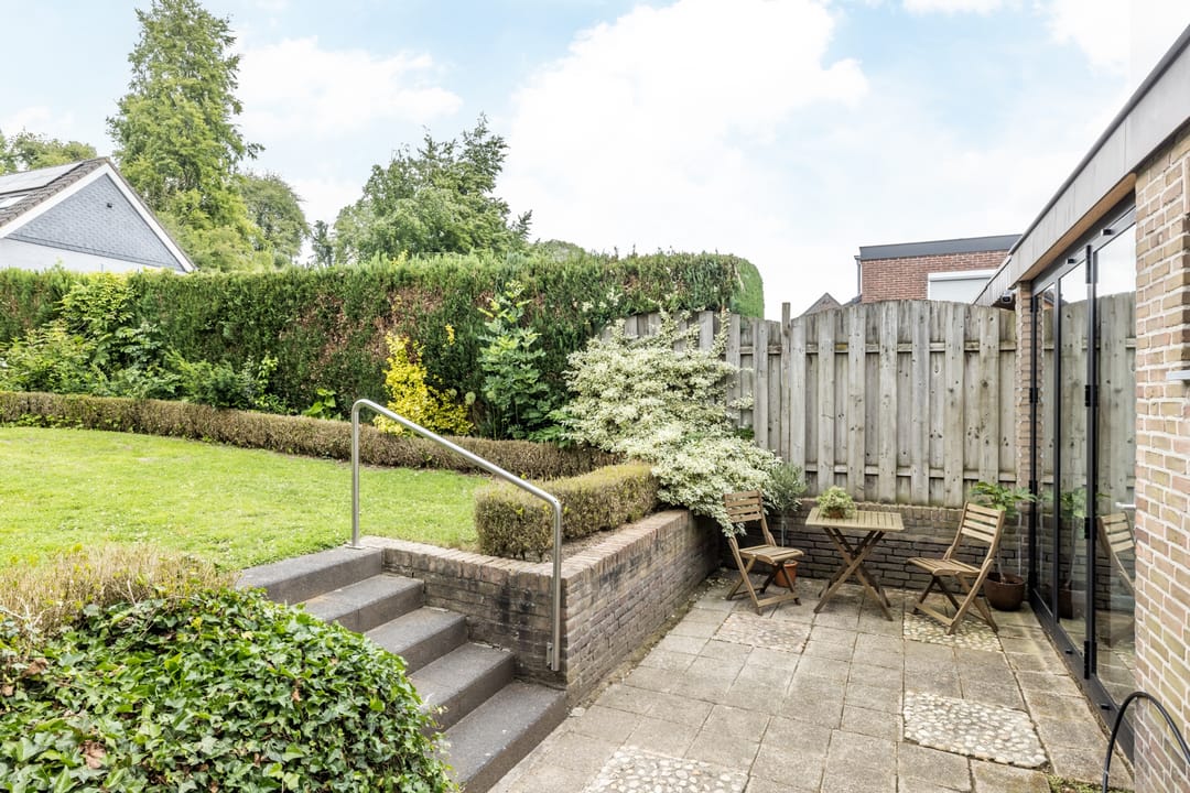 Photo 16 of Mesweg 35