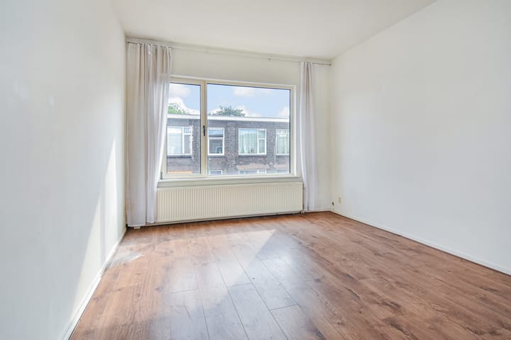 Foto 8 van Anjelierstraat 32