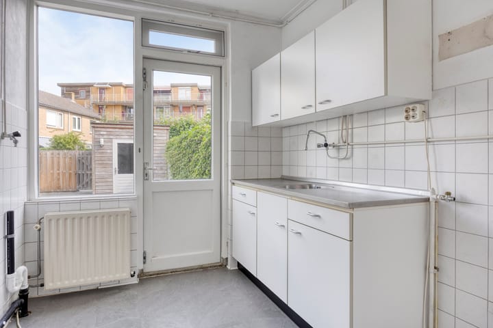 Photo 7 of Zonnebloemstraat 6