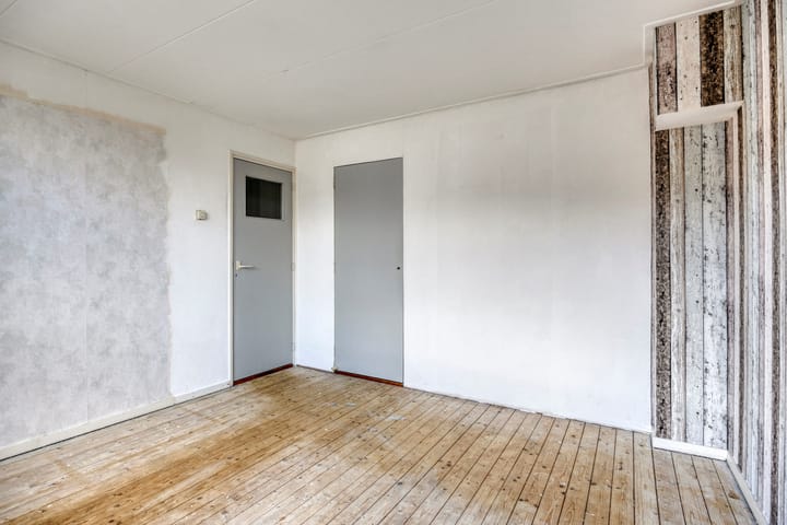 Photo 12 of Zonnebloemstraat 6