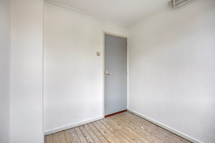 Photo 16 of Zonnebloemstraat 6