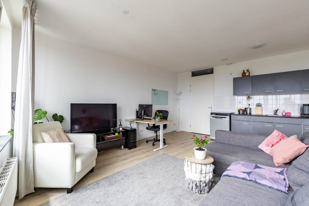 Foto 2 van Wielewaalplein 246