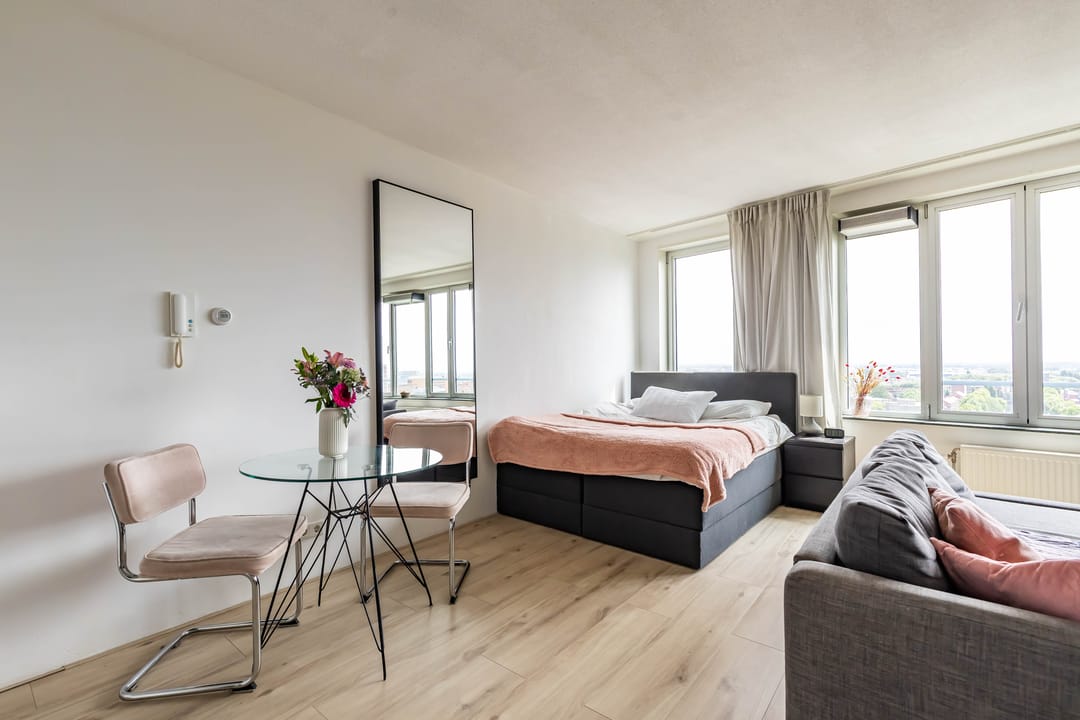 Foto 13 van Wielewaalplein 246