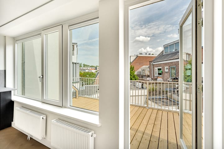 Photo 7 of Lauwerecht 235-A