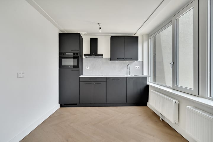 Photo 10 of Lauwerecht 235-A