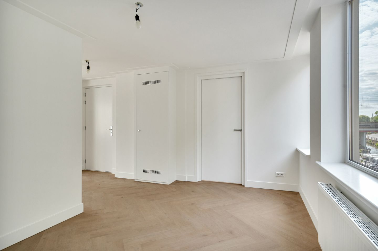 Photo 19 of Lauwerecht 235-A