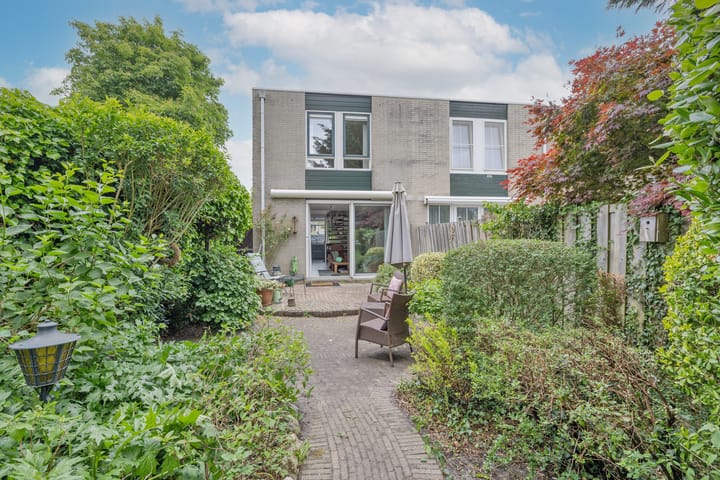 Foto 14 van Sneeuwklokjestraat 14