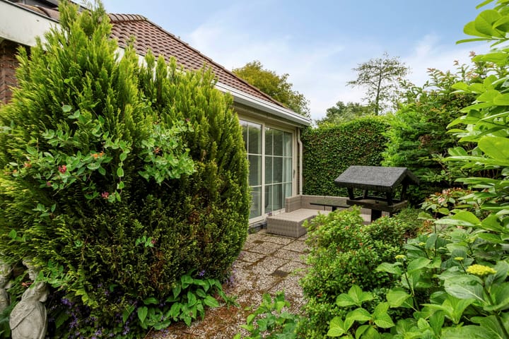 Foto 21 van Buitenplaats Herkingen 8-B