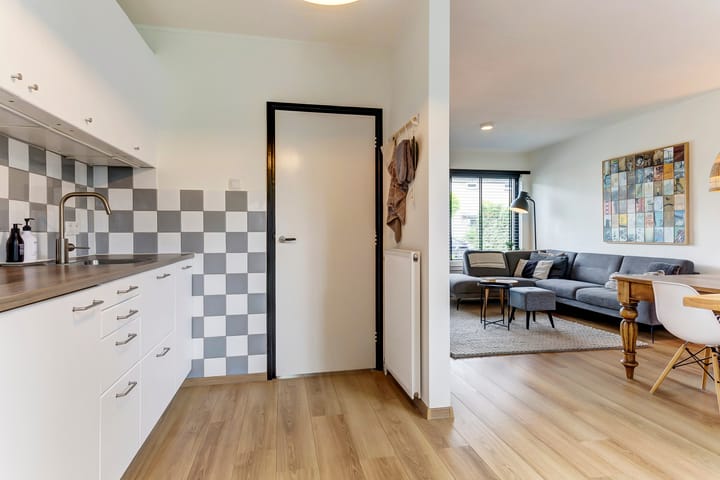 Foto 11 van Henri Viottastraat 9