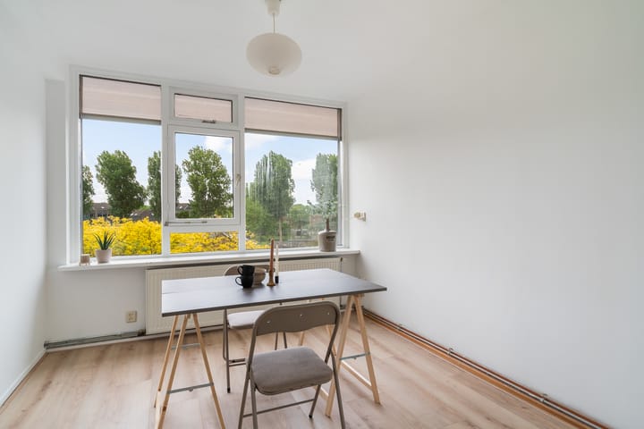 Foto 15 van Van Almondestraat 70-A