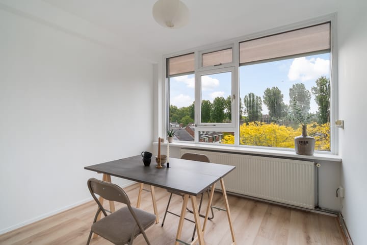 Foto 16 van Van Almondestraat 70-A