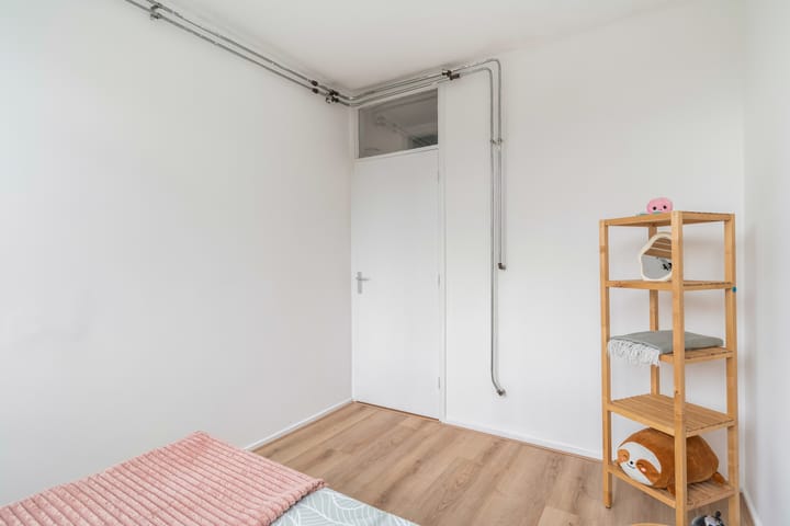 Foto 36 van Van Almondestraat 70-A