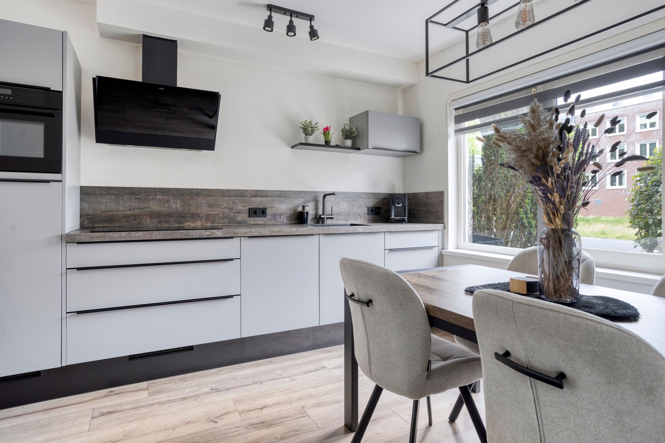 Foto 15 van Burgemeester Sutoriusstraat 32