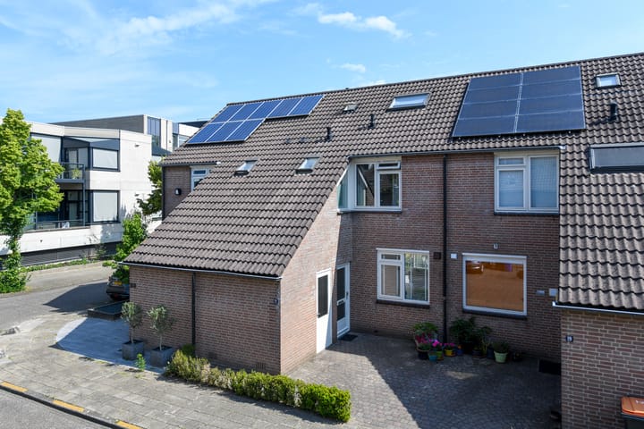 Foto 1 van Van Sytzamastraat 21