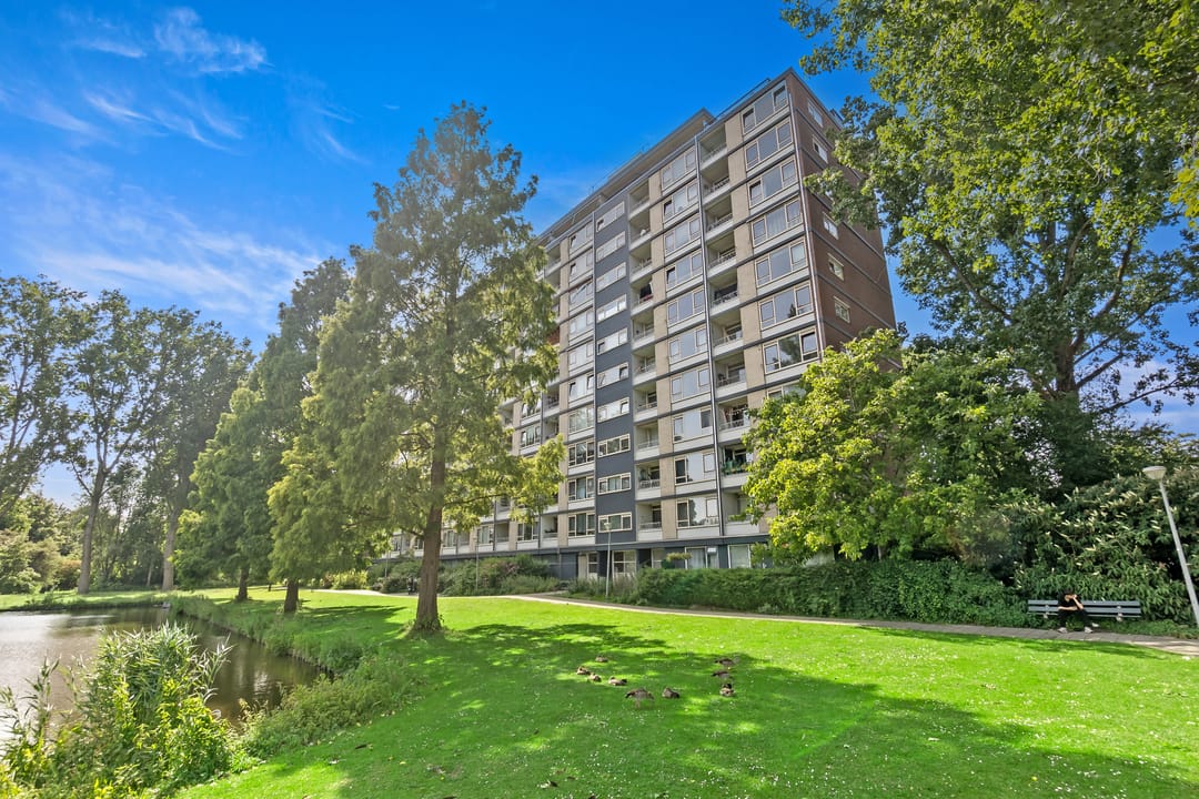 Foto 1 van Burgemeester Van Haarenlaan 1362