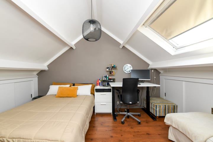 Foto 21 van Van Sytzamastraat 21