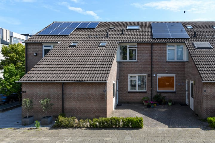 Foto 27 van Van Sytzamastraat 21