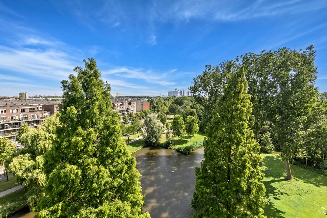 Foto 26 van Burgemeester Van Haarenlaan 1362