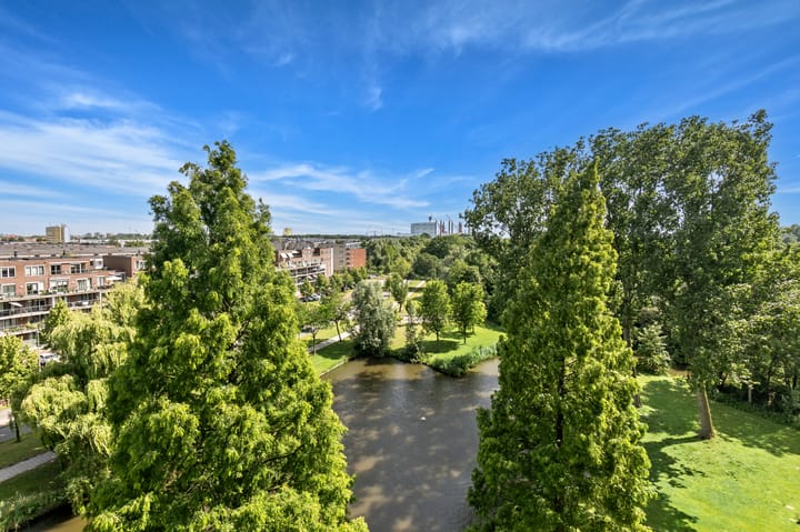 Foto 26 van Burgemeester Van Haarenlaan 1362