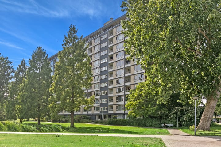 Foto 31 van Burgemeester Van Haarenlaan 1362