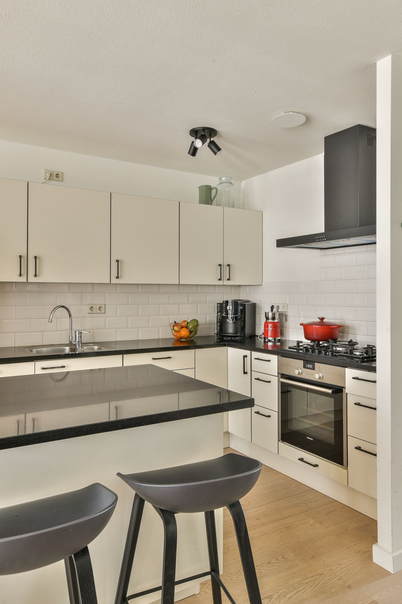 Foto 9 van Borneostraat 16-C