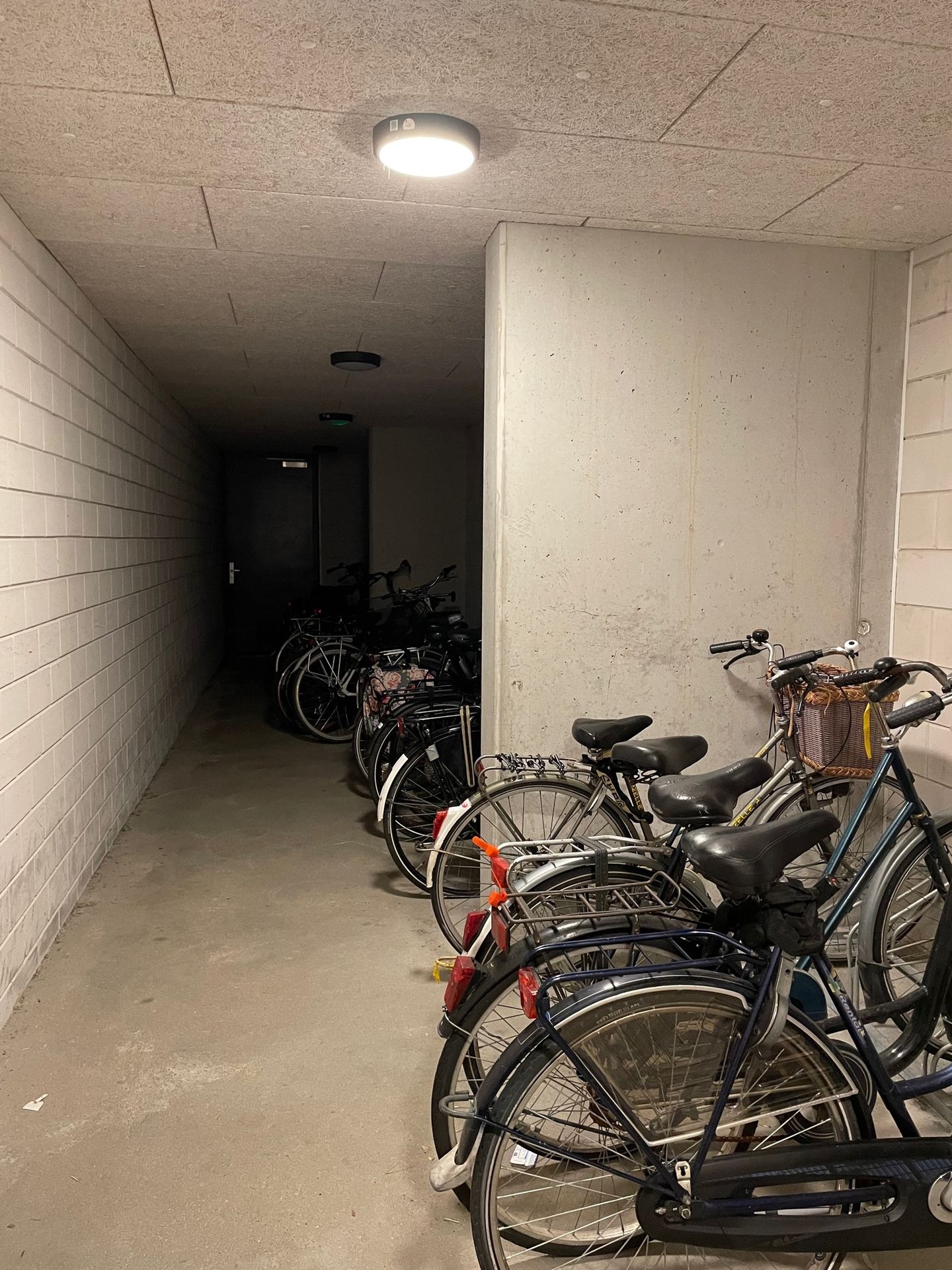 Photo 10 of Oosterhamrikkade 19-C