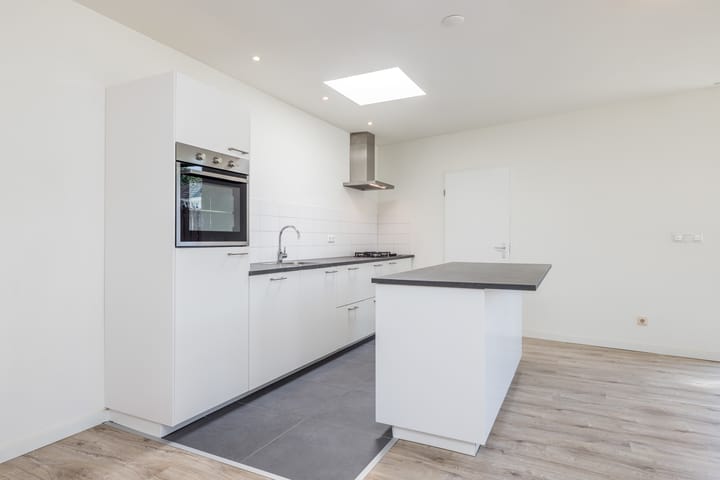 Foto 9 van Bachstraat 13