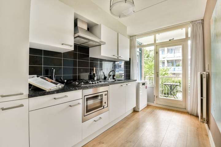 Foto 10 van Commelinstraat 199