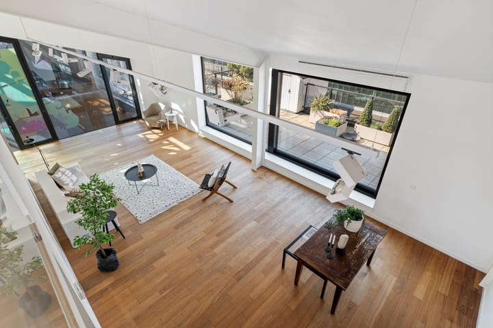 Foto 1 van Lloydstraat 58