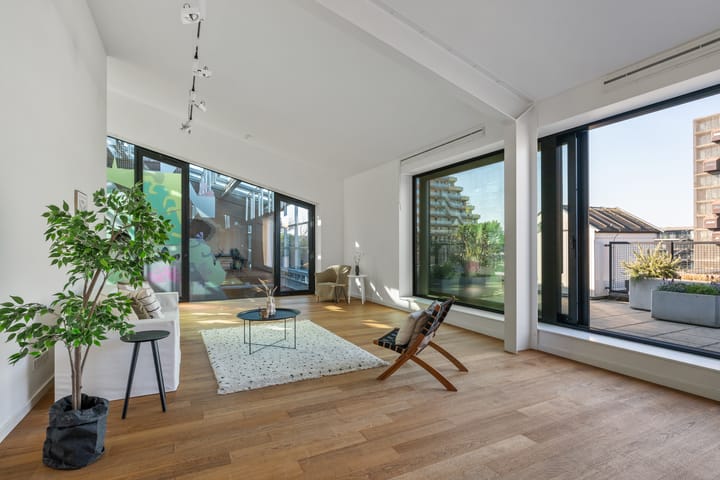 Foto 11 van Lloydstraat 58