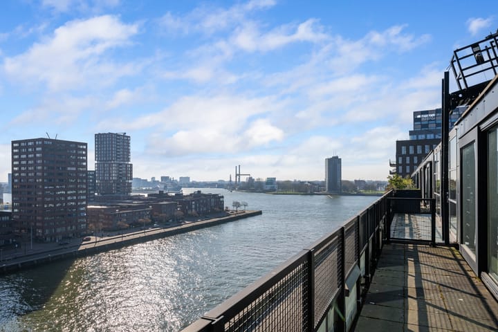 Foto 31 van Lloydstraat 58