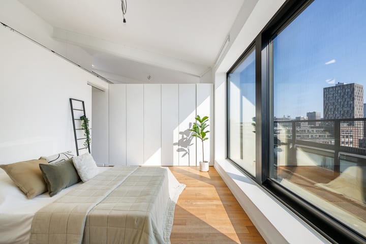 Foto 33 van Lloydstraat 58