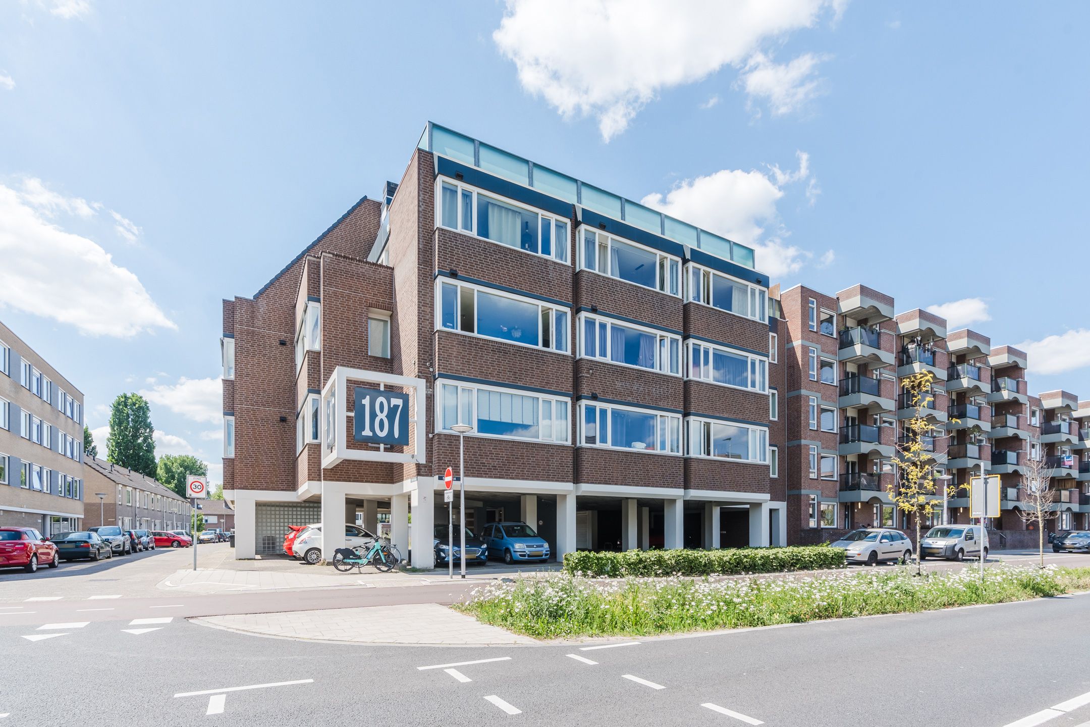 Photo 6 of Boschdijk 187-43