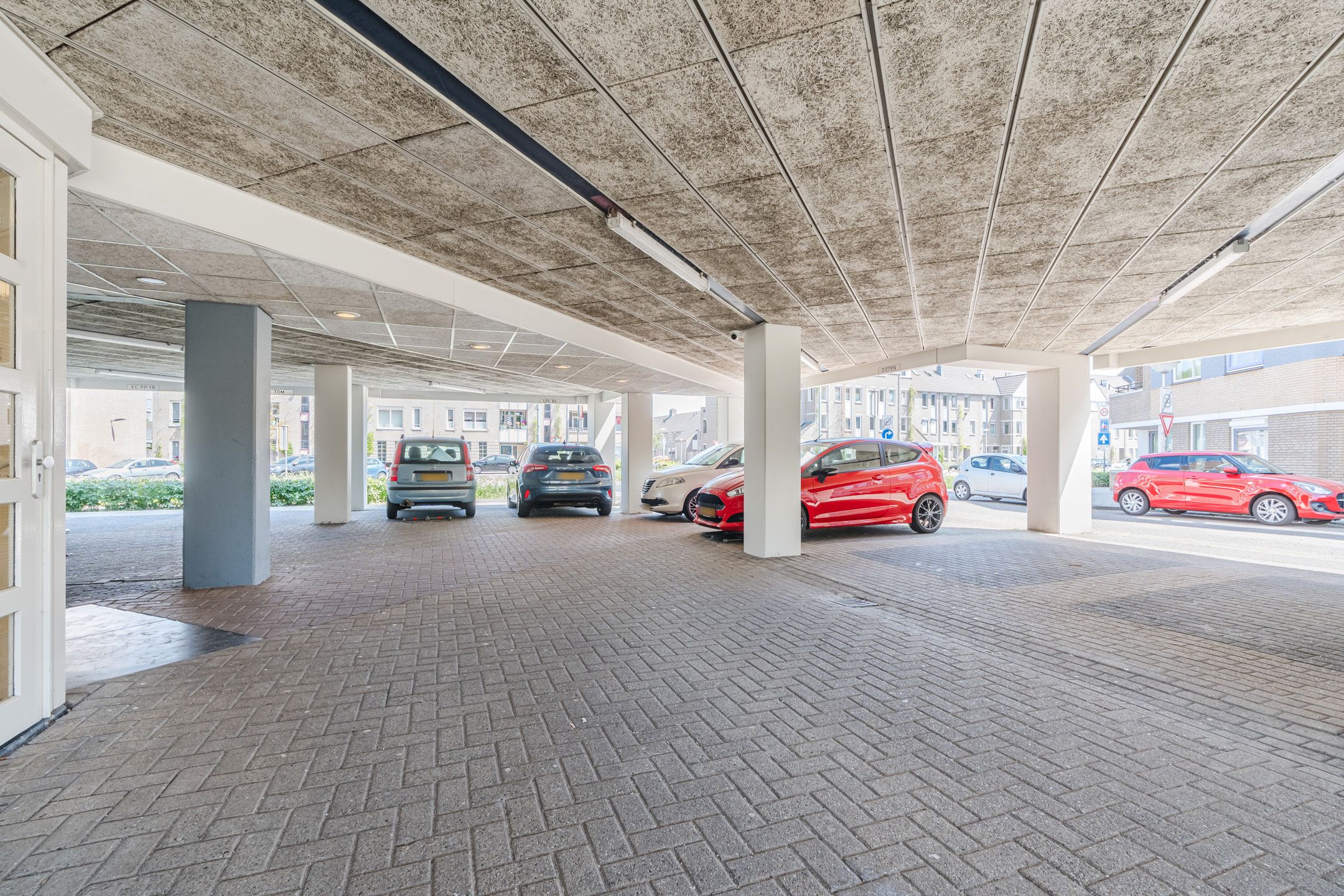 Photo 21 of Boschdijk 187-43