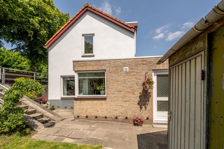 Photo 4 of Strijenseweg 140