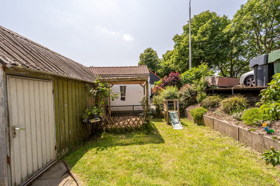 Foto 38 van Strijenseweg 140