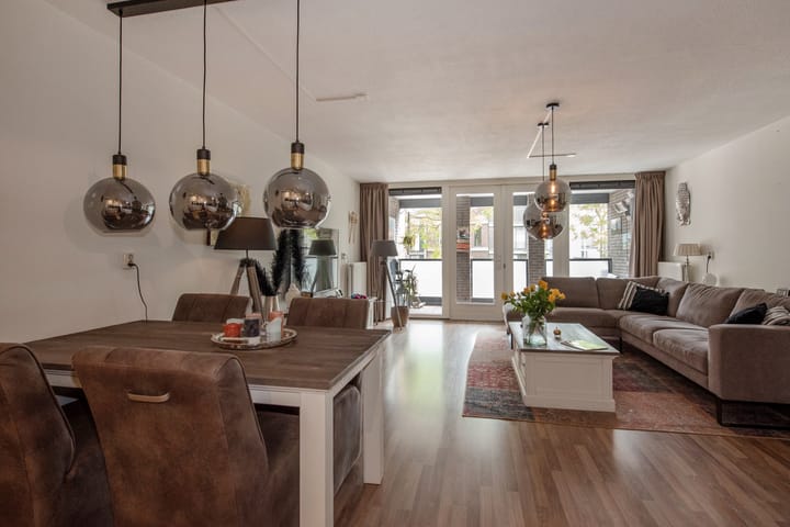 Foto 3 van Weidevogellaan 128