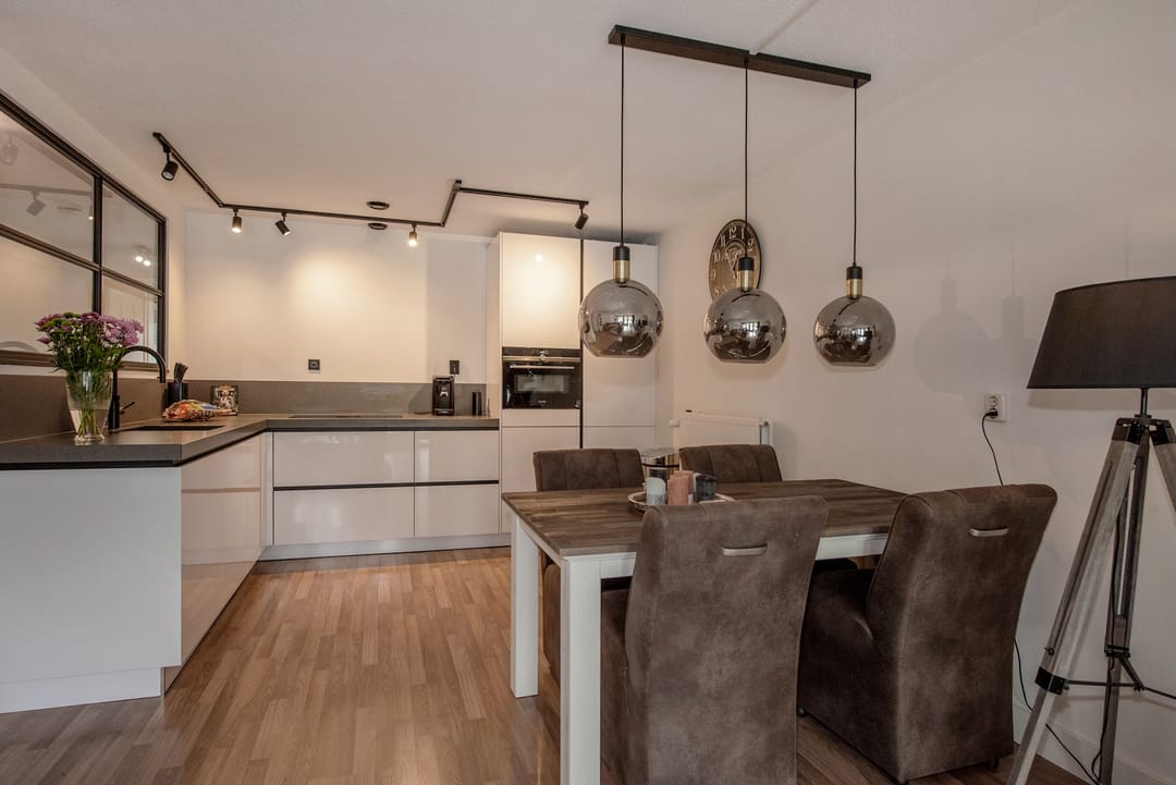 Foto 11 van Weidevogellaan 128