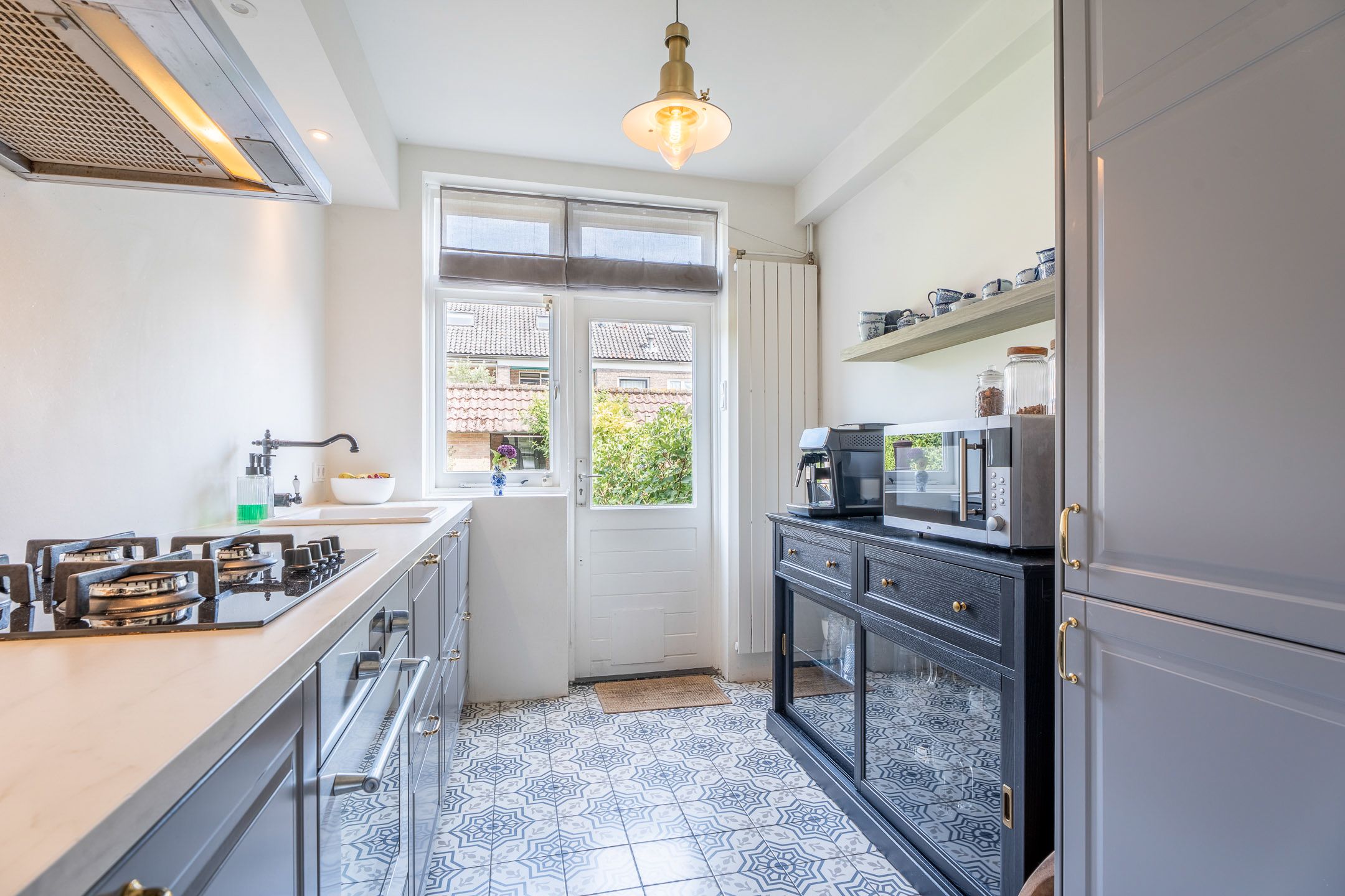 Photo 12 of Jacob van Lennepstraat 17