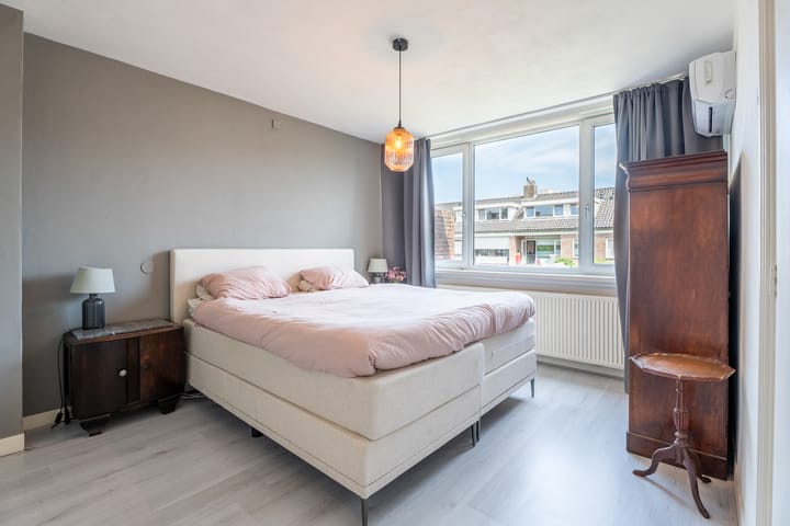 Foto 25 van Jacob van Lennepstraat 17