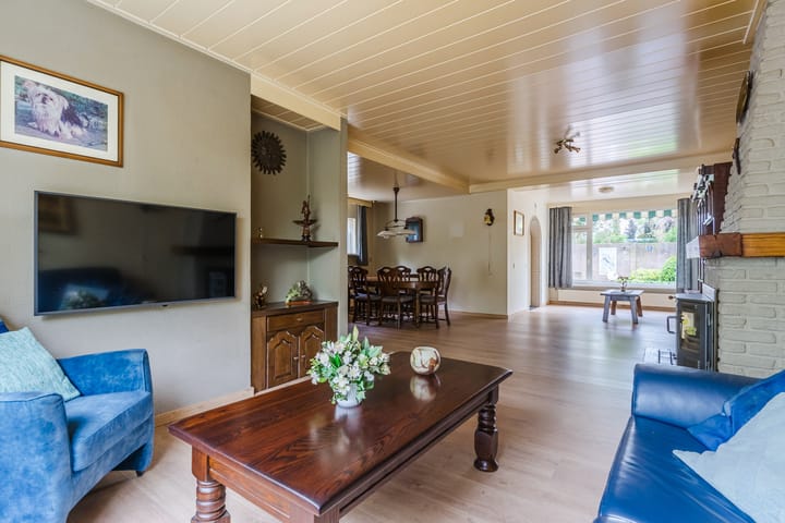 Photo 10 of Julianalaan 7