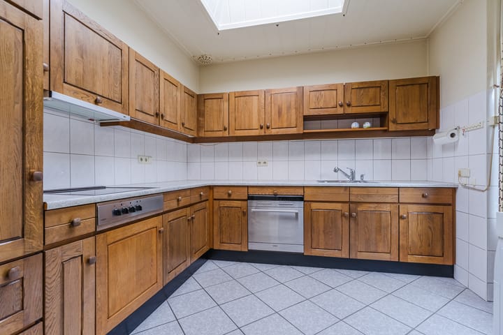 Photo 18 of Julianalaan 7