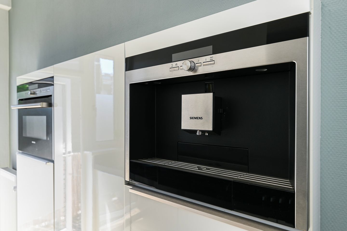 Foto 10 van Monseigneur van Steelaan 104