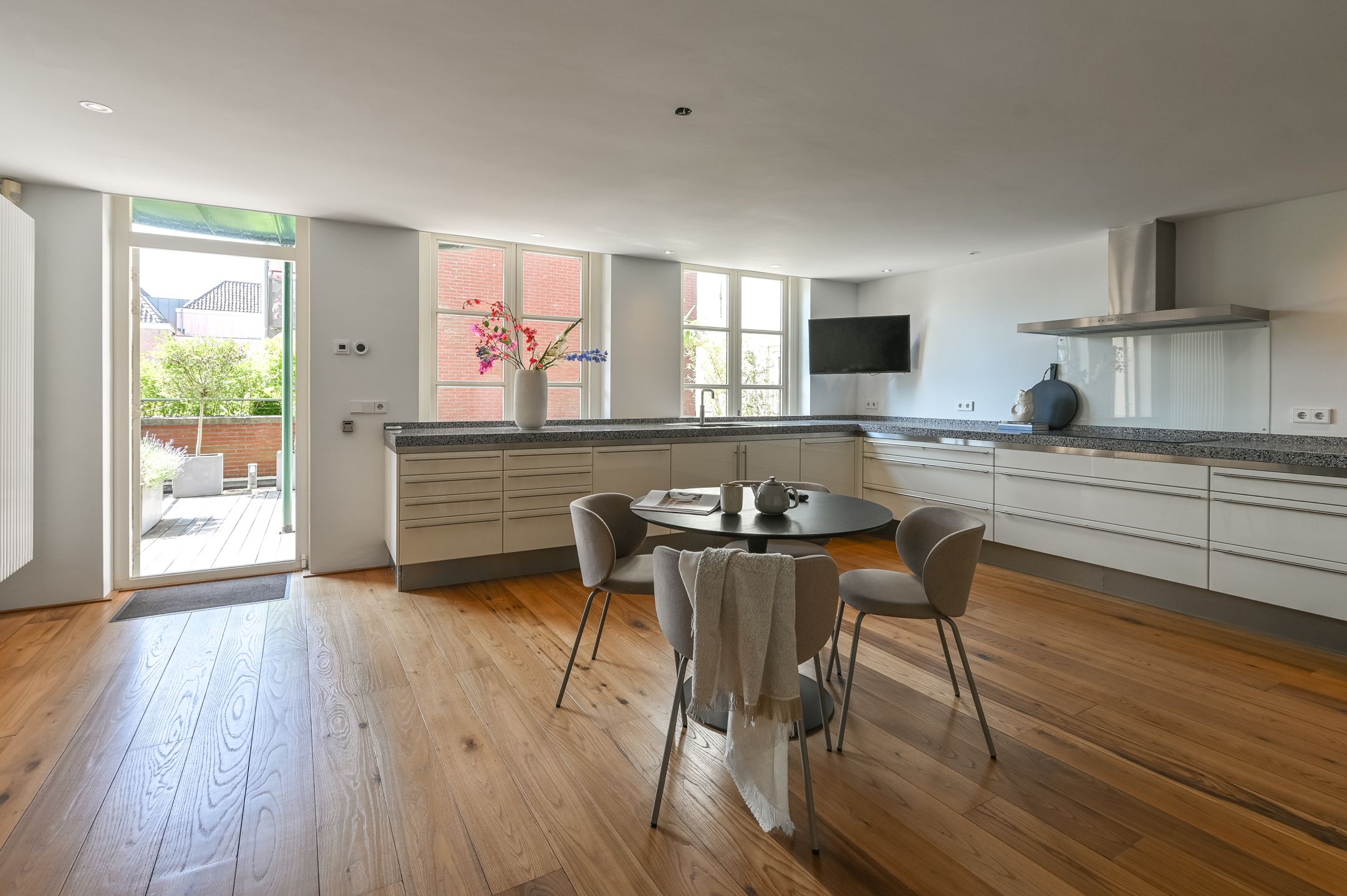 Photo 33 of Koningstraat 20-F