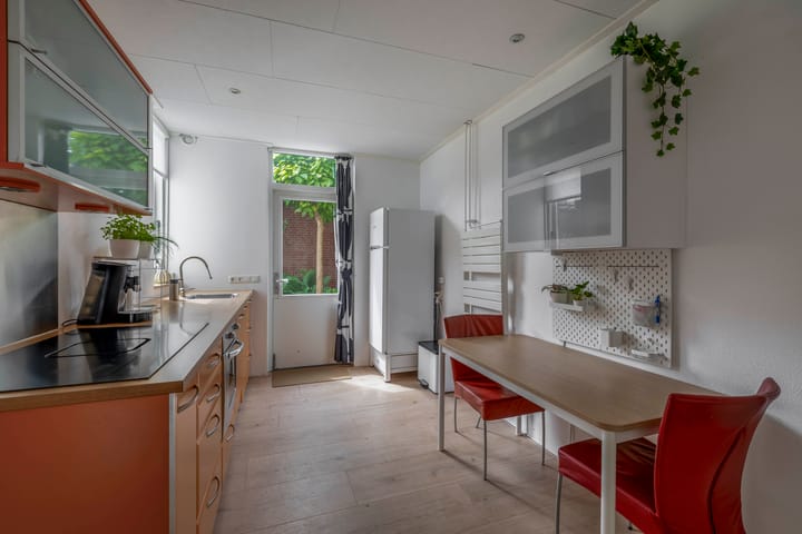 Photo 13 of Pastoor Kuypersstraat 34