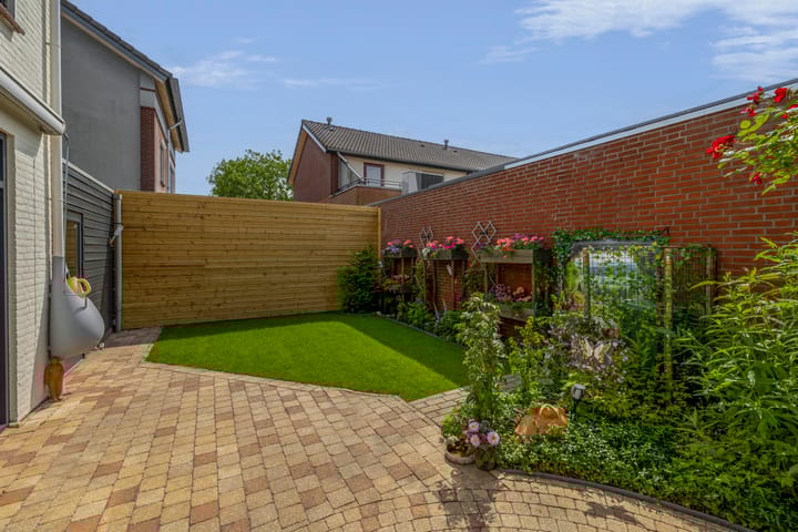 Photo 16 of Pastoor Kuypersstraat 34