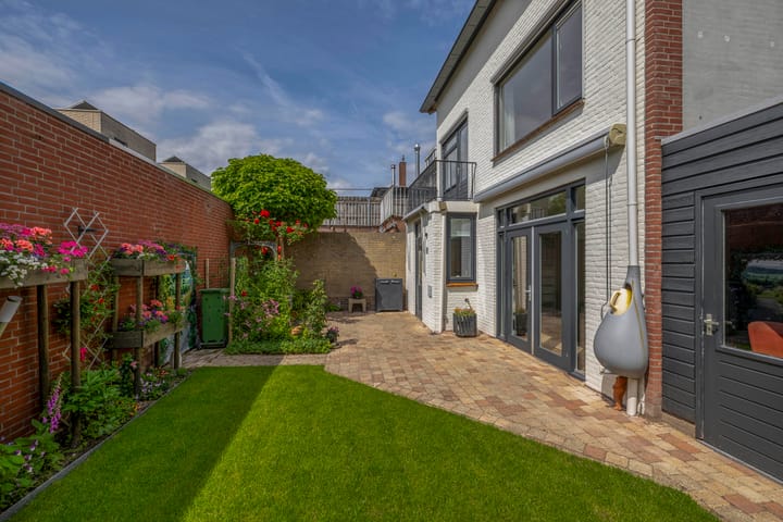 Photo 17 of Pastoor Kuypersstraat 34