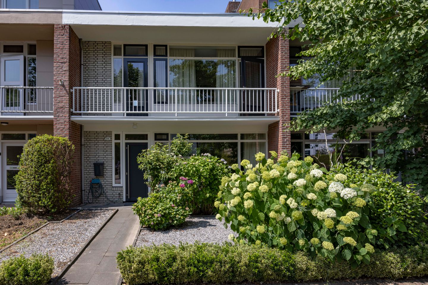 Foto 1 van Burgemeester Vissersstraat 35