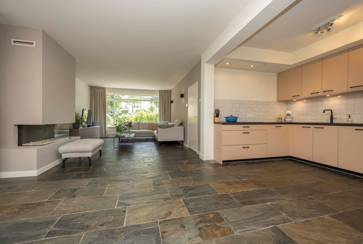 Foto 10 van Burgemeester Vissersstraat 35