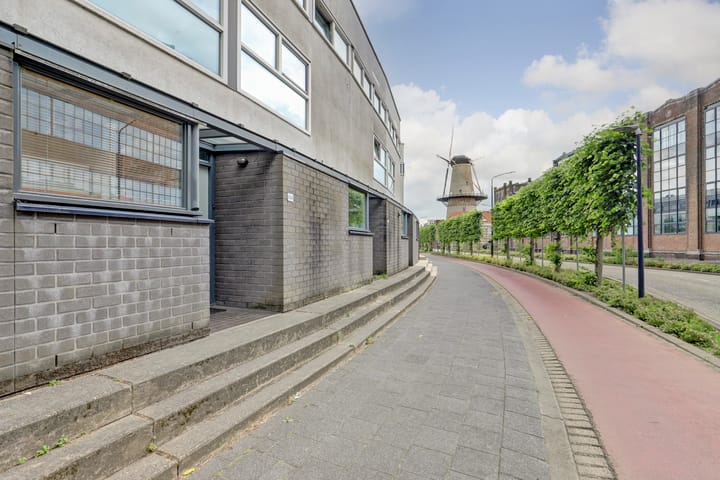 Photo 37 of Noordendijk 143-A